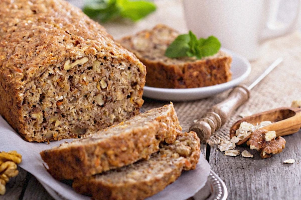 Möhren-Walnuss-Brot