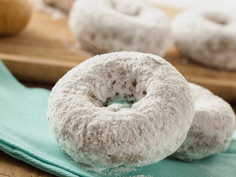 Gepuderte Donuts