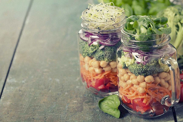 Kichererbsen-Salat-Glas