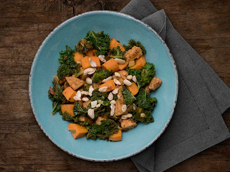 Grünkohl Breakfast Bowl
