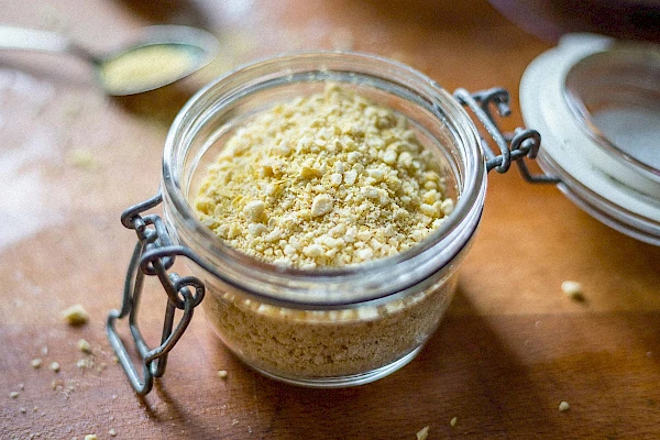 Zitronen-Mandel-Parmesan