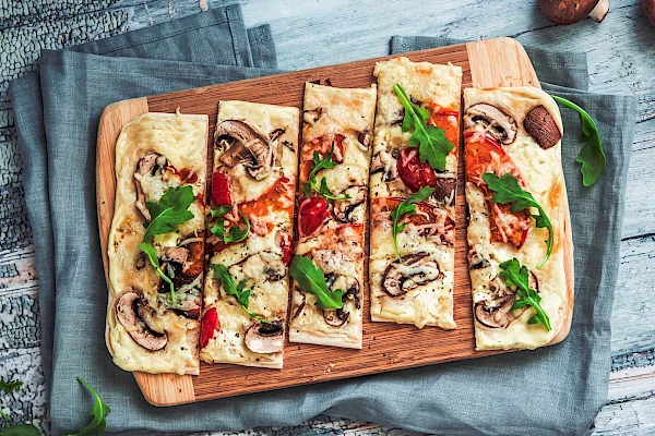 Vegetarischer Flammkuchen