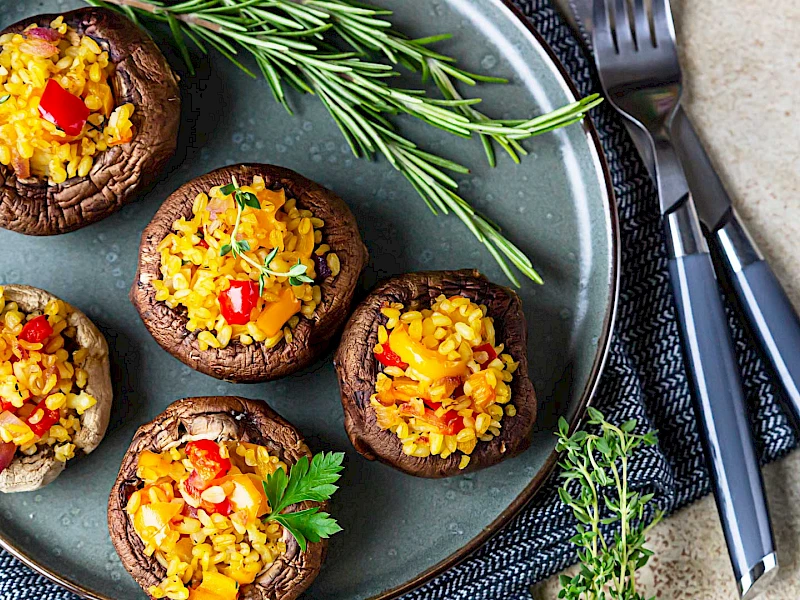 Gefüllte Portobello-Pilze mit Bulgur