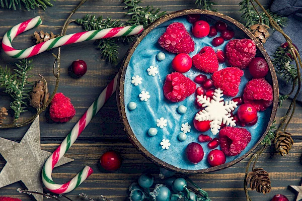 Weihnachtliche Smoothie Bowl