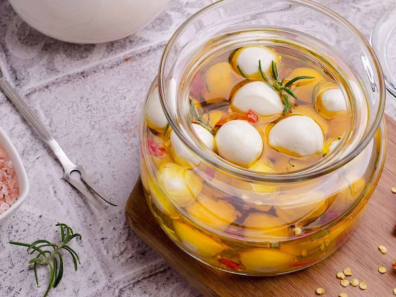 Eingelegter Mozzarella