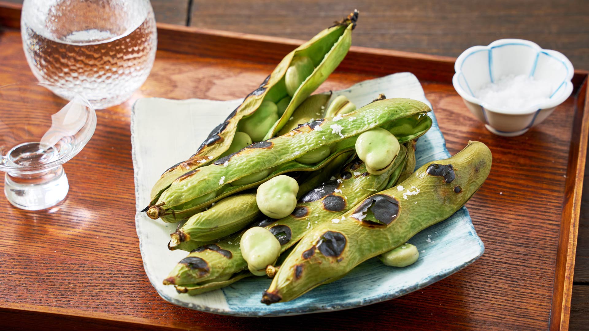 Gegrillte Fava-Bohnen