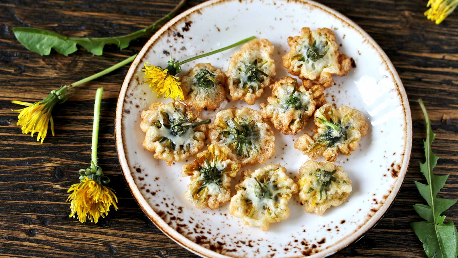 Frittierte Löwenzahnblüten