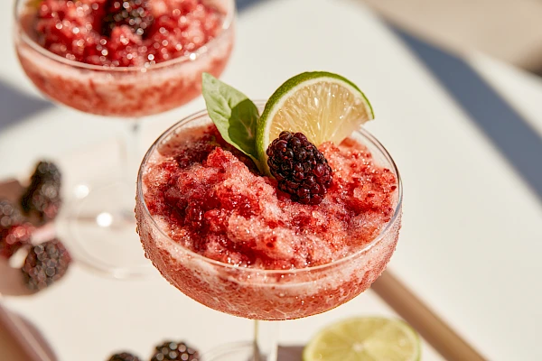 Brombeer-Granita